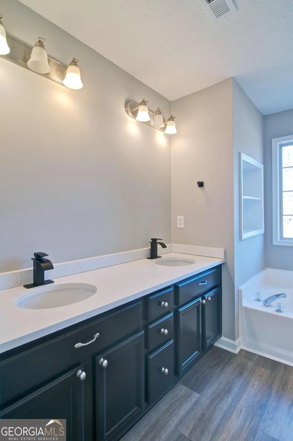 22 Fallow LN Acworth, GA 30101