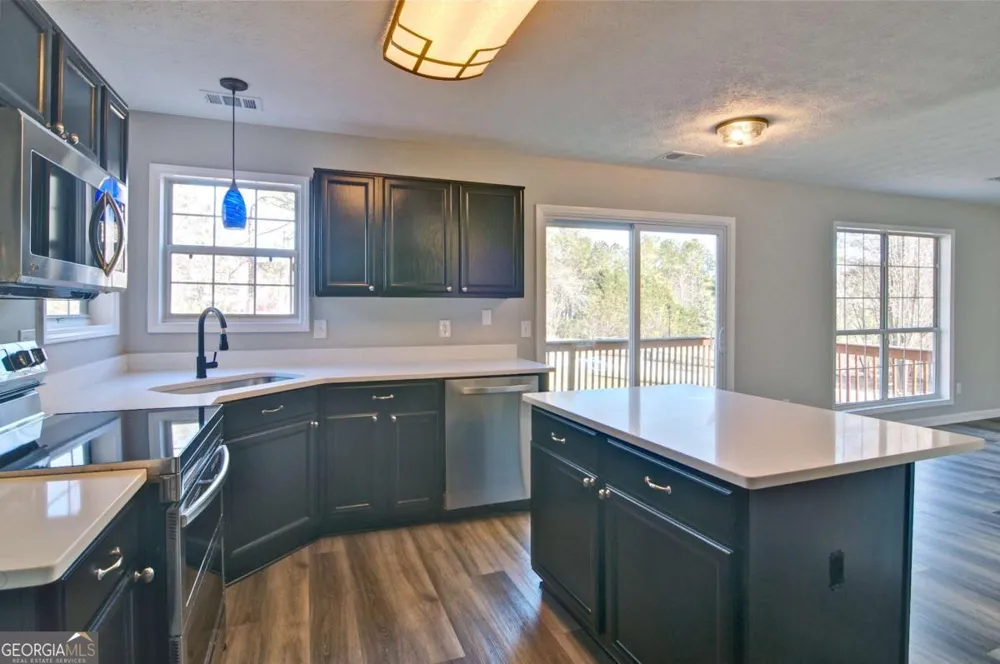 22 Fallow LN Acworth, GA 30101