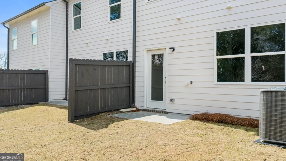 2004 Roseleigh DR Douglasville, GA 30134