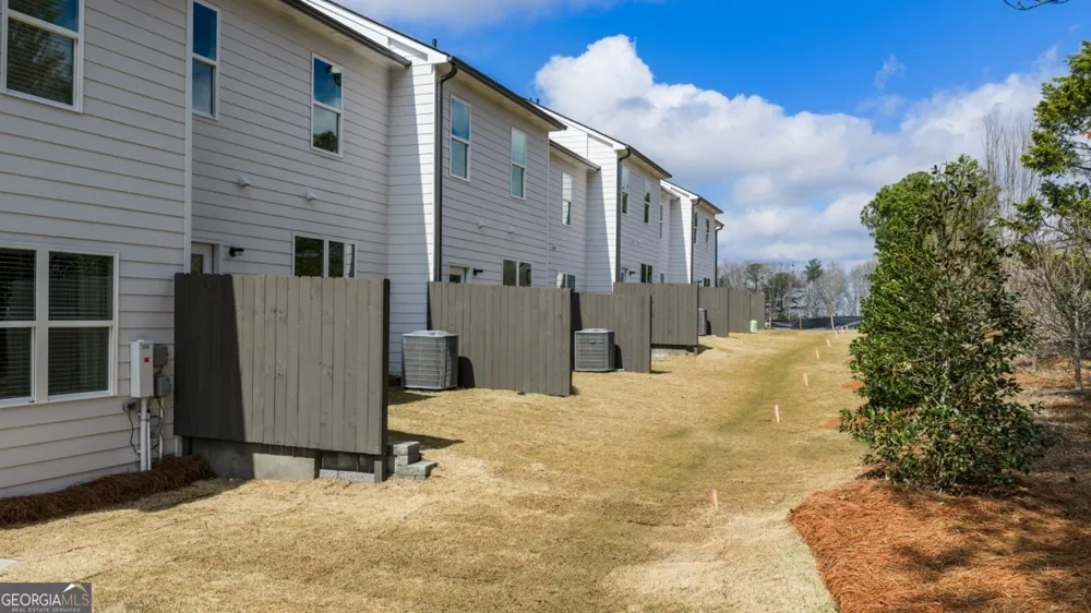 2004 Roseleigh DR Douglasville, GA 30134