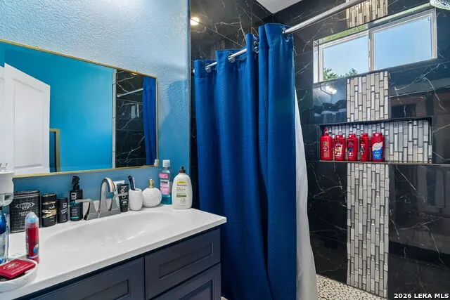 5209 Irola Schertz, TX 78154