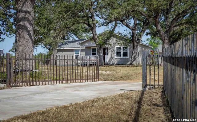 2974 Fm 467 Seguin, TX 78155