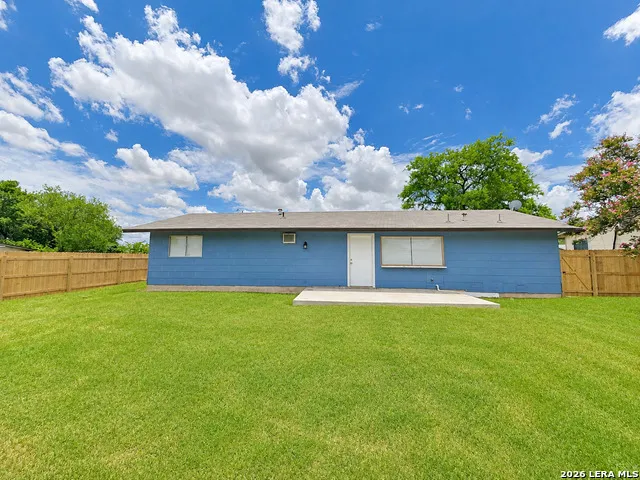 6103 VISTA VALLEY DR San Antonio, TX 78242
