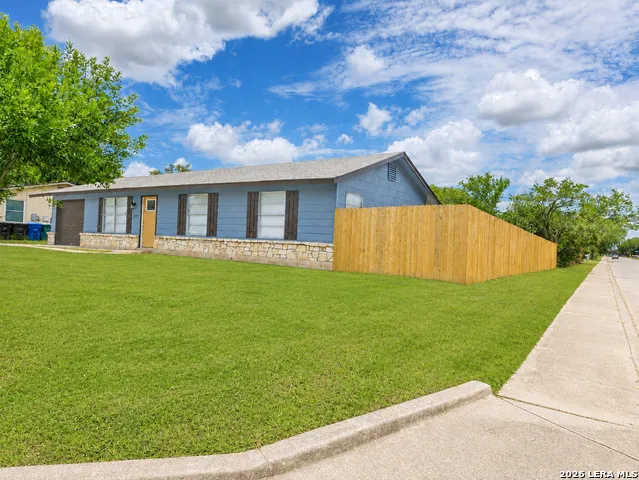 6103 VISTA VALLEY DR San Antonio, TX 78242