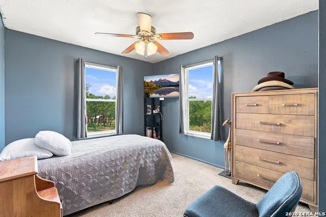 410 Susie Dr Canyon Lake, TX 78133