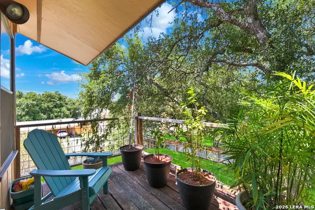 410 Susie Dr Canyon Lake, TX 78133