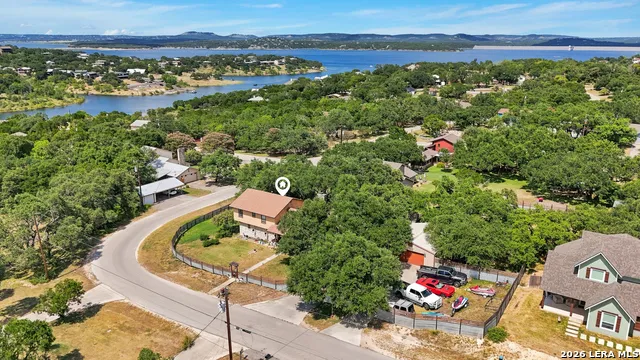 410 Susie Dr Canyon Lake, TX 78133