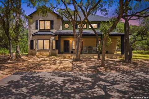 549 ACACIA PKWY