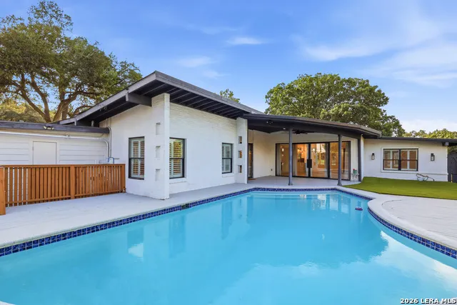 1422 WILTSHIRE AVE Terrell Hills, TX 78209