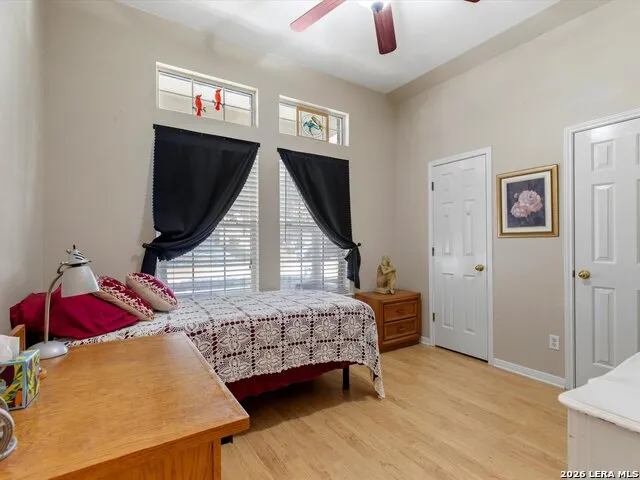 560 GINSBERG DR Schertz, TX 78154