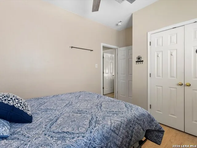 560 GINSBERG DR Schertz, TX 78154