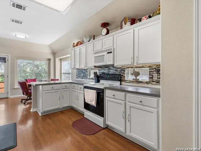 560 GINSBERG DR Schertz, TX 78154