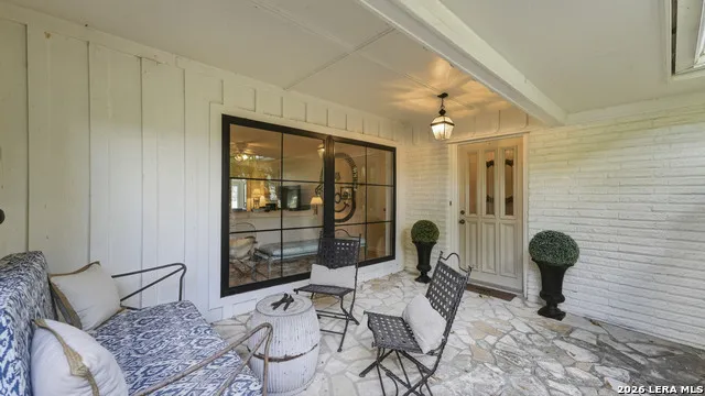 210 ADMIRAL BENBOW LN McQueeney, TX 78123