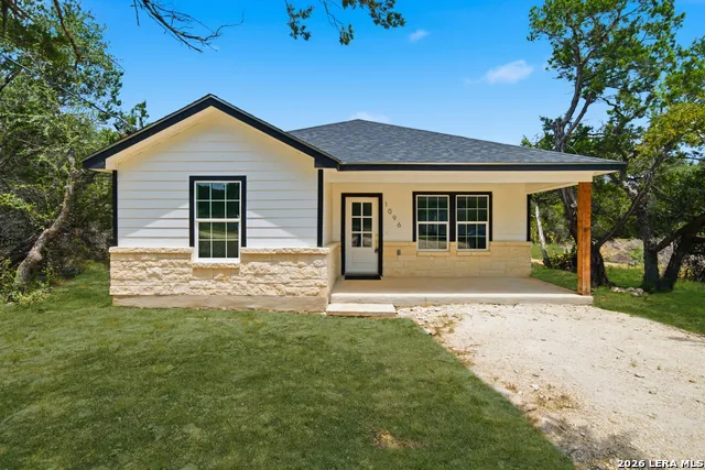 1096 DEER VALLEY PASS Spring Branch, TX 78070