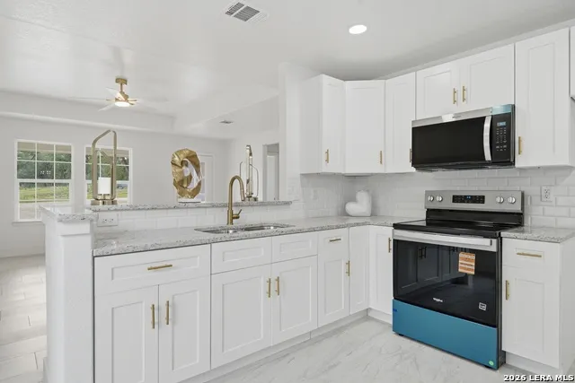 1096 DEER VALLEY PASS Spring Branch, TX 78070