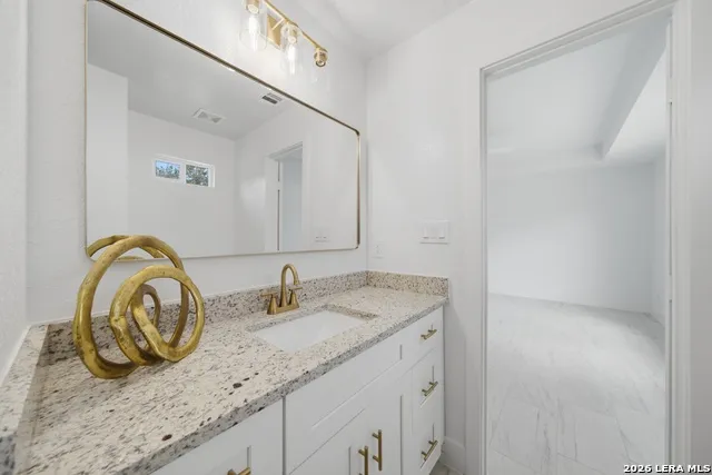1096 DEER VALLEY PASS Spring Branch, TX 78070