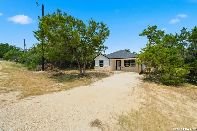 1096 DEER VALLEY PASS Spring Branch, TX 78070
