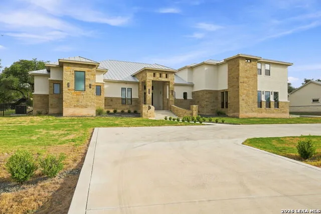 1125 CORDOVA BND Canyon Lake, TX 78133