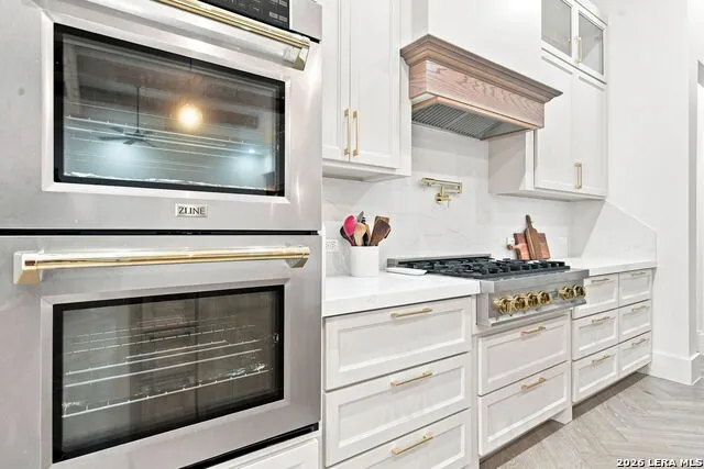 1125 CORDOVA BND Canyon Lake, TX 78133