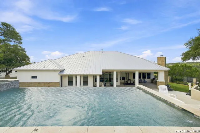 1125 CORDOVA BND Canyon Lake, TX 78133