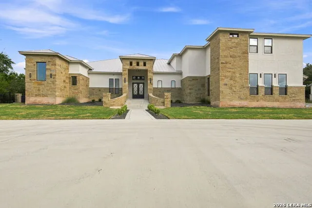 1125 CORDOVA BND Canyon Lake, TX 78133