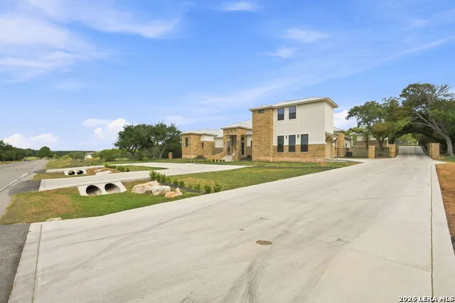 1125 CORDOVA BND Canyon Lake, TX 78133