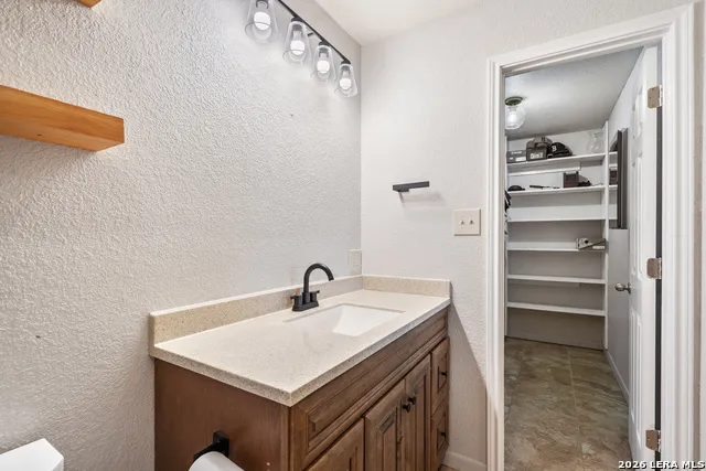 291 BOWLEGS ST Brackettville, TX 78832