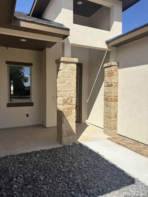 15623 Fair Ln Selma, TX 78154