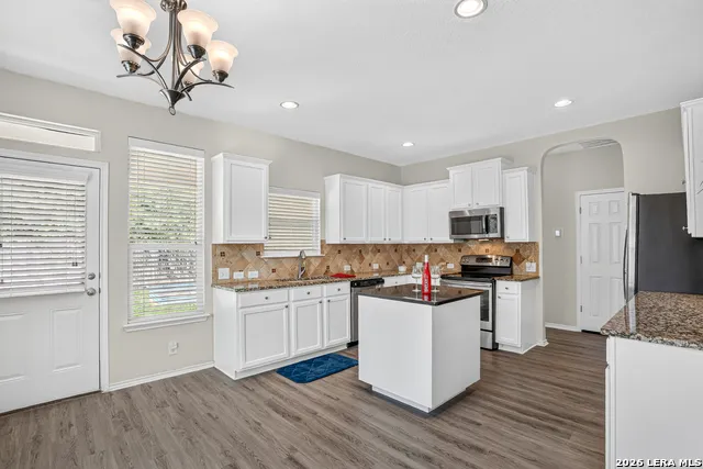 13521 ASHMONT TER Live Oak, TX 78233