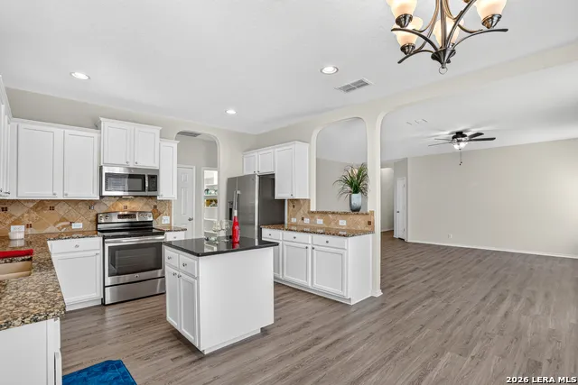 13521 ASHMONT TER Live Oak, TX 78233