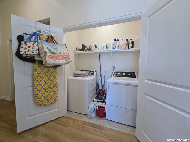 5902 FANNIN PT Schertz, TX 78108