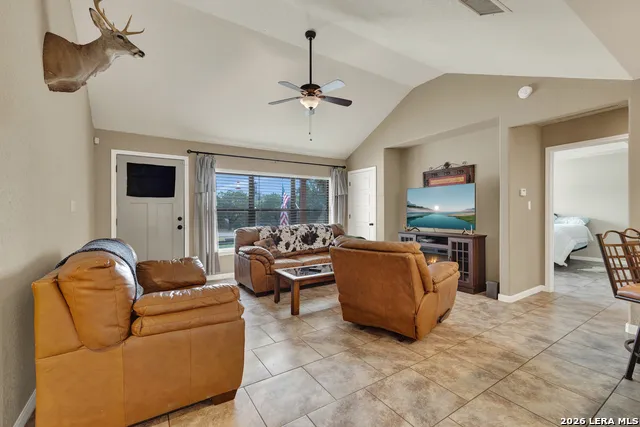 4142 Morningside Way Canyon Lake, TX 78133