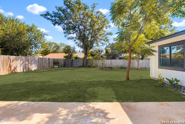 6738 Timberhill Leon Valley, TX 78238