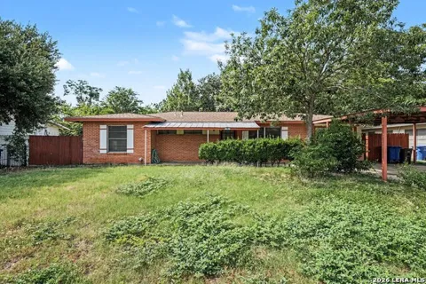 1502 Montview