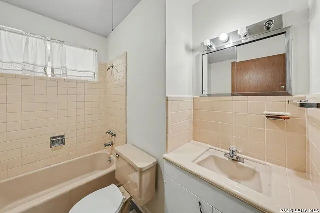 1502 Montview San Antonio, TX 78213