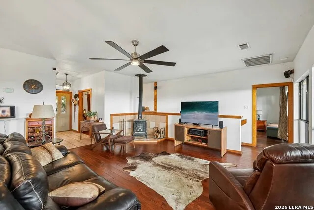 175 Lorne Rd Canyon Lake, TX 78133