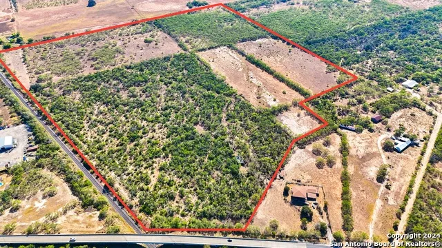 315 OLD PLEASANTON RD San Antonio, TX 78264