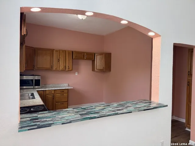 1314 HARRY ST Victoria, TX 77901
