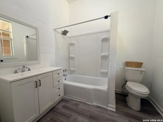 1314 HARRY ST Victoria, TX 77901
