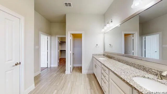11907 HOLLERING PASS Schertz, TX 78154