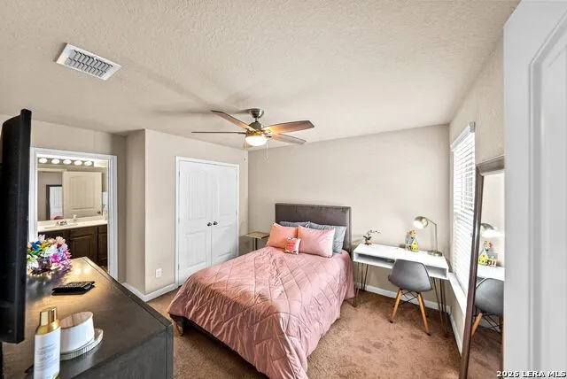 8926 Grand Western Converse, TX 78109