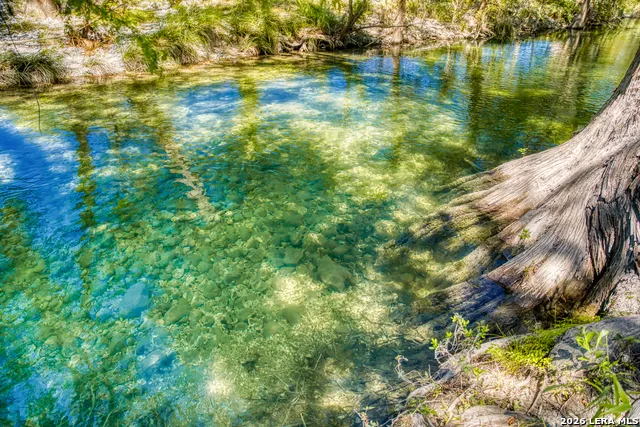 166 CYPRESS FALLS RD Utopia, TX 78884
