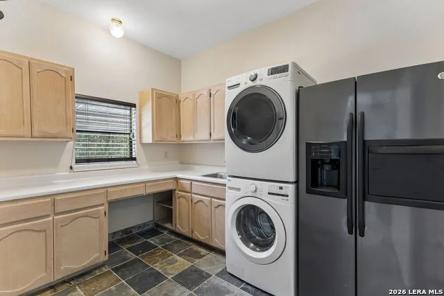 14806 Circle J Trl Helotes, TX 78023