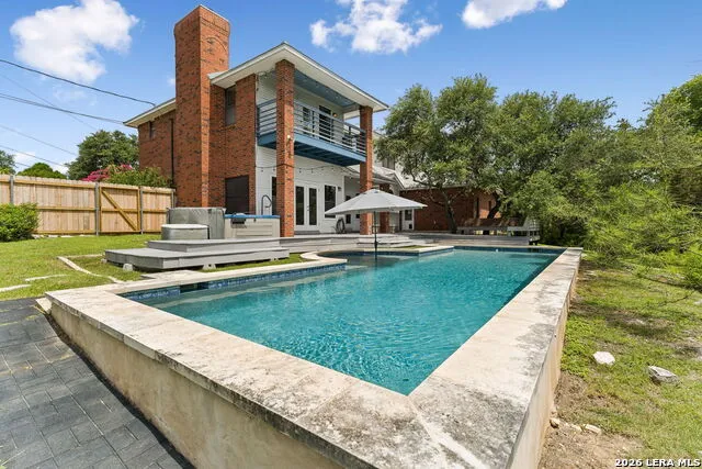 14806 Circle J Trl Helotes, TX 78023