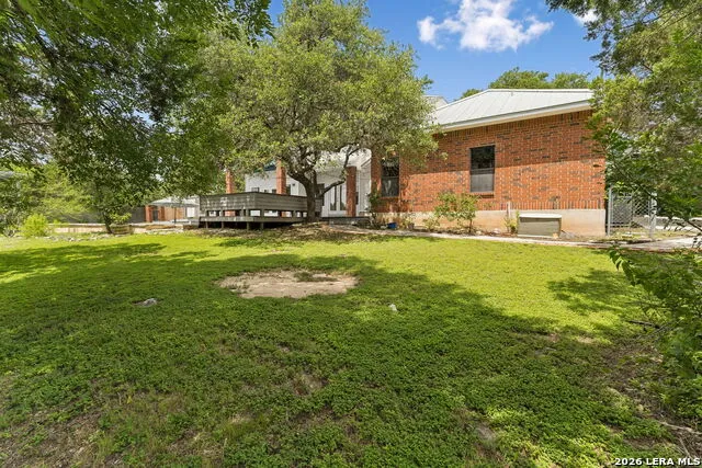 14806 Circle J Trl Helotes, TX 78023