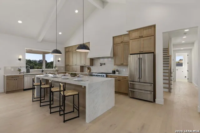 731 Highland Meadows Bandera, TX 78003