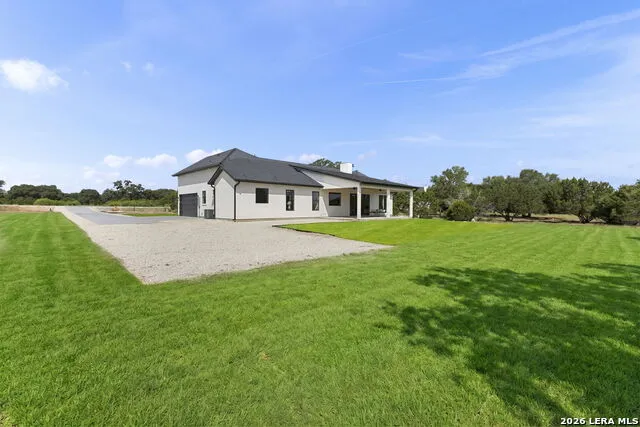 731 Highland Meadows Bandera, TX 78003