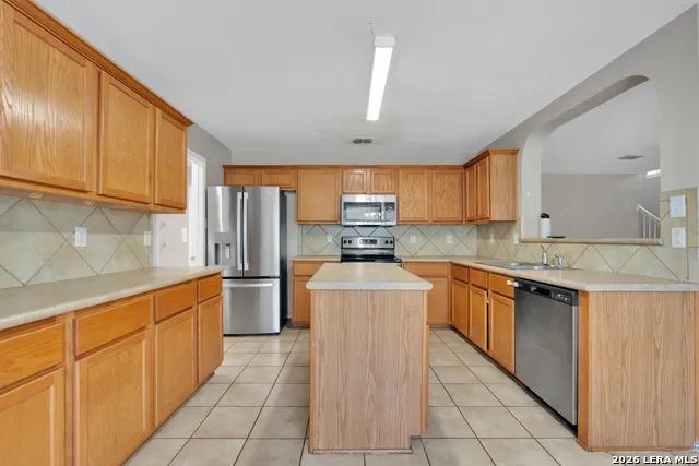 10802 Arabian Sands San Antonio, TX 78254