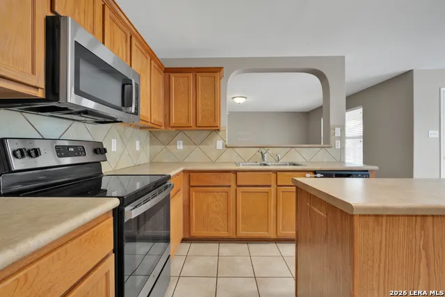 10802 Arabian Sands San Antonio, TX 78254