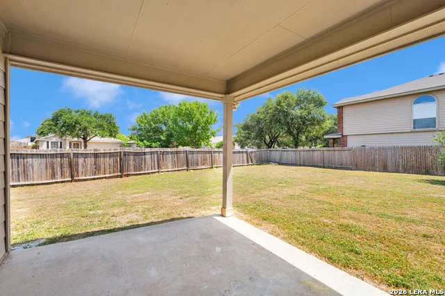10802 Arabian Sands San Antonio, TX 78254